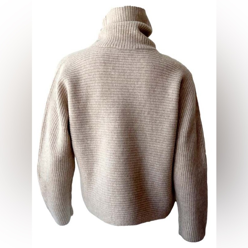 Vince Cashmere Wool Rib Turtleneck Sweater - Picture 4 of 4